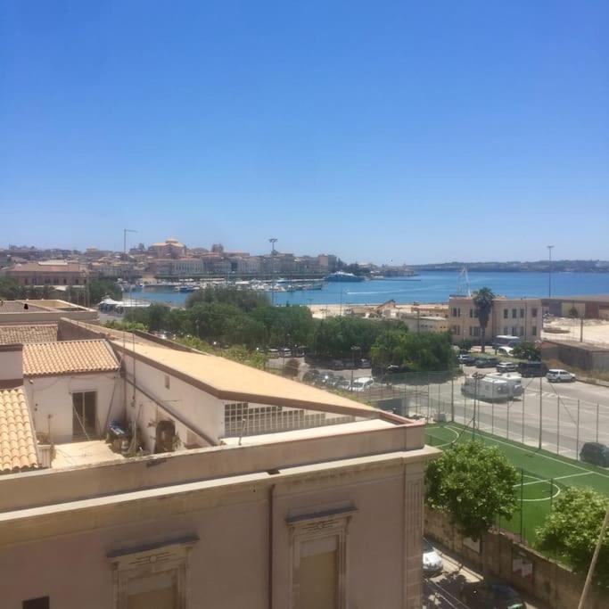 דירות סירקוזה Vista Sul Porto Ortigia מראה חיצוני תמונה